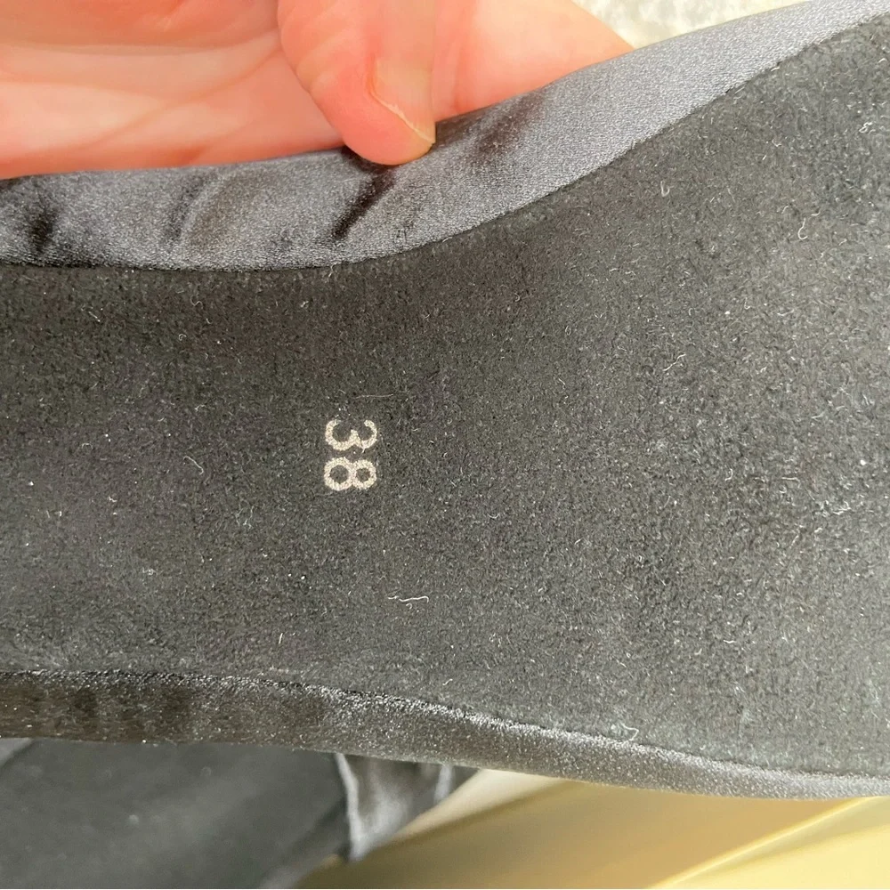 Burberry Satin Slipper - Picture 7 of 7